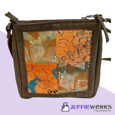 Klein groen tasje model "Peetje"